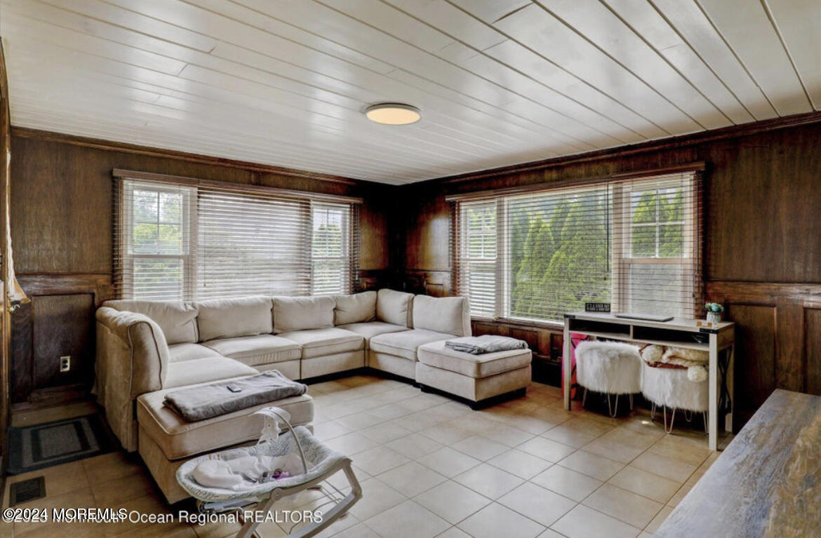 20 Clarence Avenue Long Branch NJ 07740