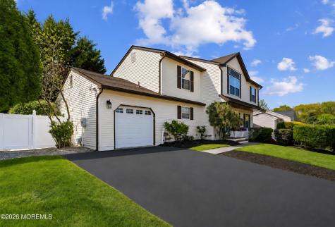 69 Gladiola Drive Howell NJ 07731