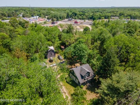 6 Evergreen Drive Jackson NJ 08527