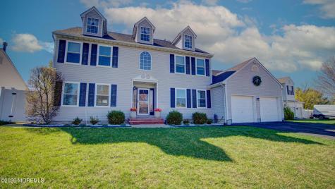 53 Crater Lake Road Howell NJ 07731