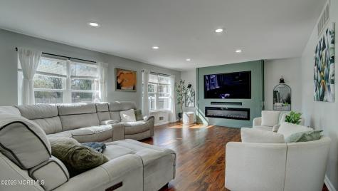 53 Crater Lake Road Howell NJ 07731