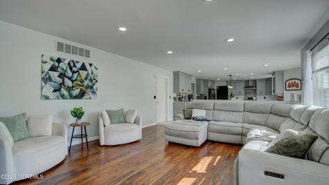 53 Crater Lake Road Howell NJ 07731