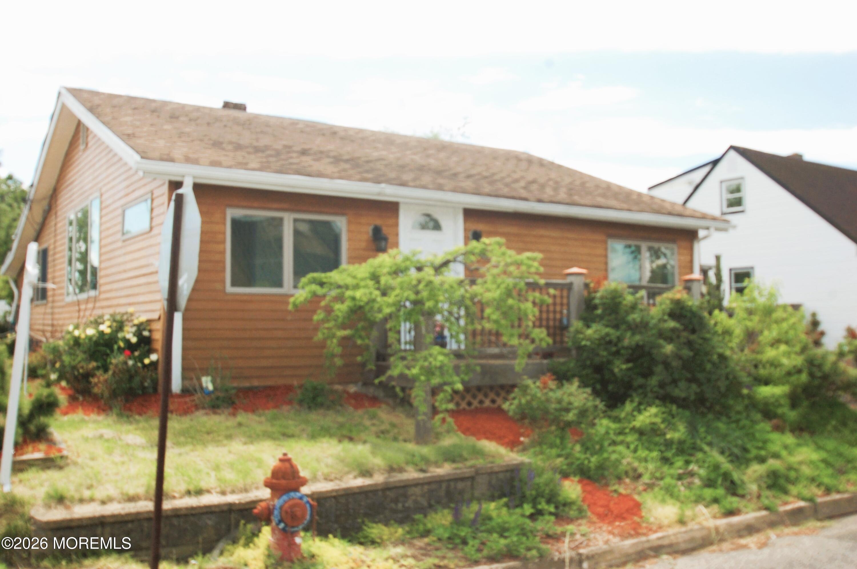 832 6th Street Union Beach NJ 07735