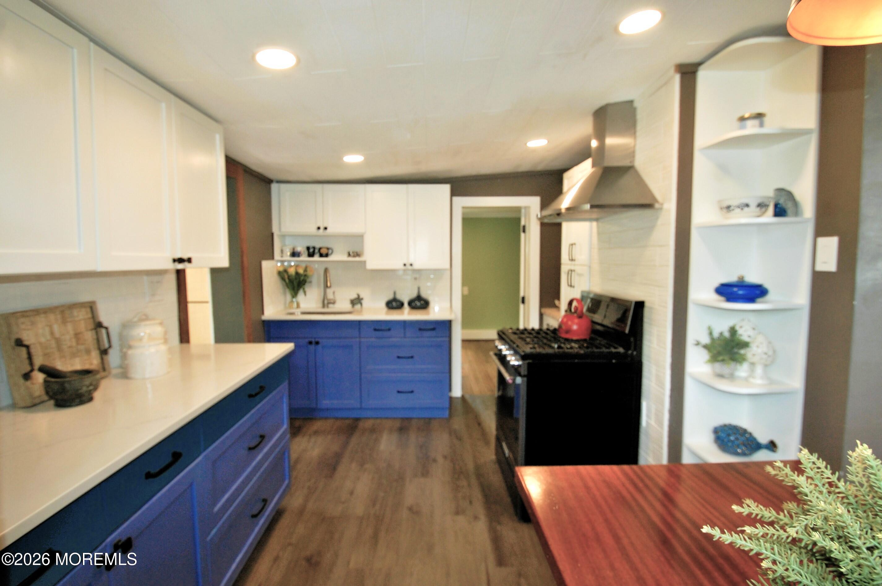 832 6th Street Union Beach NJ 07735