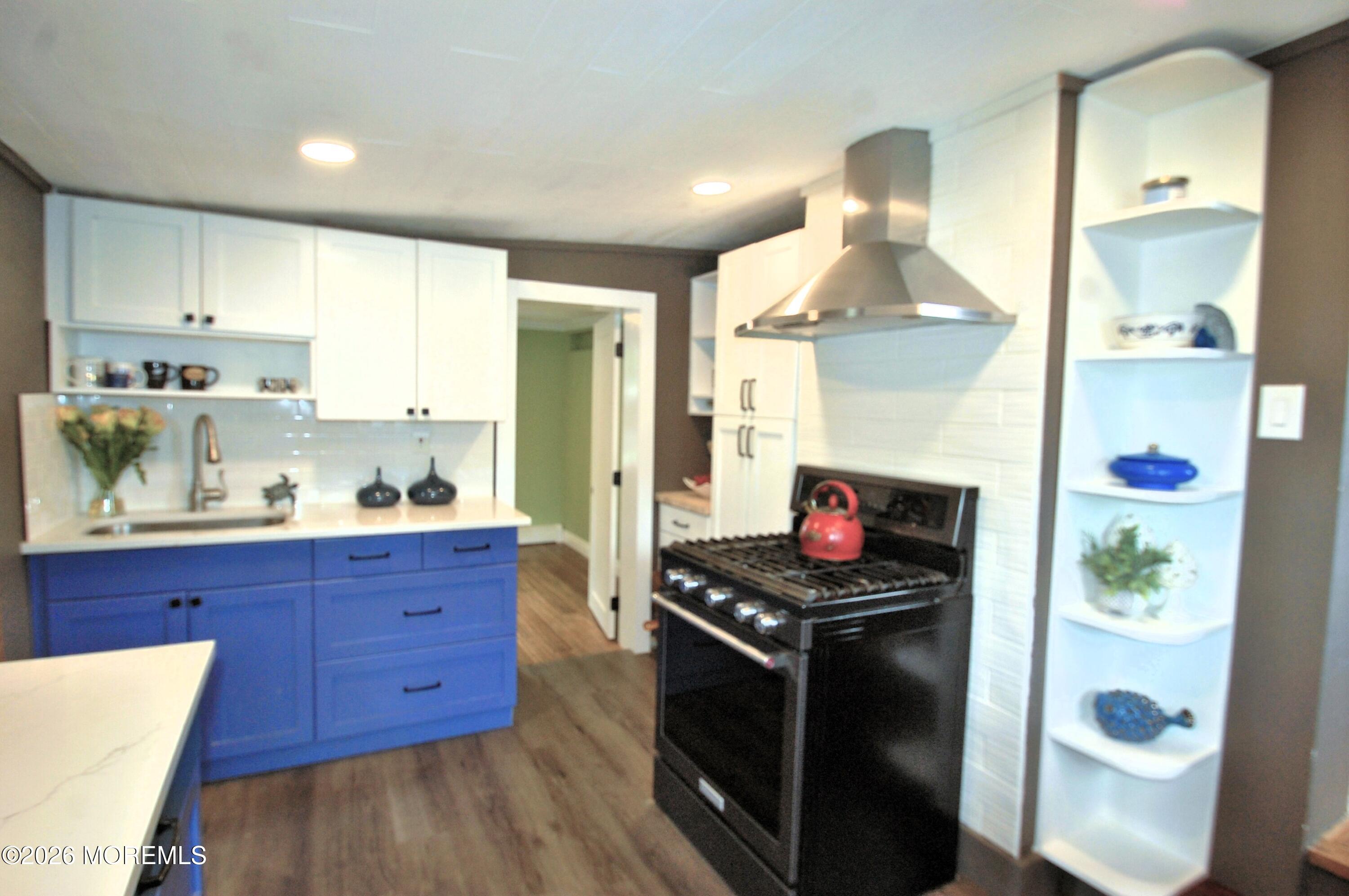 832 6th Street Union Beach NJ 07735