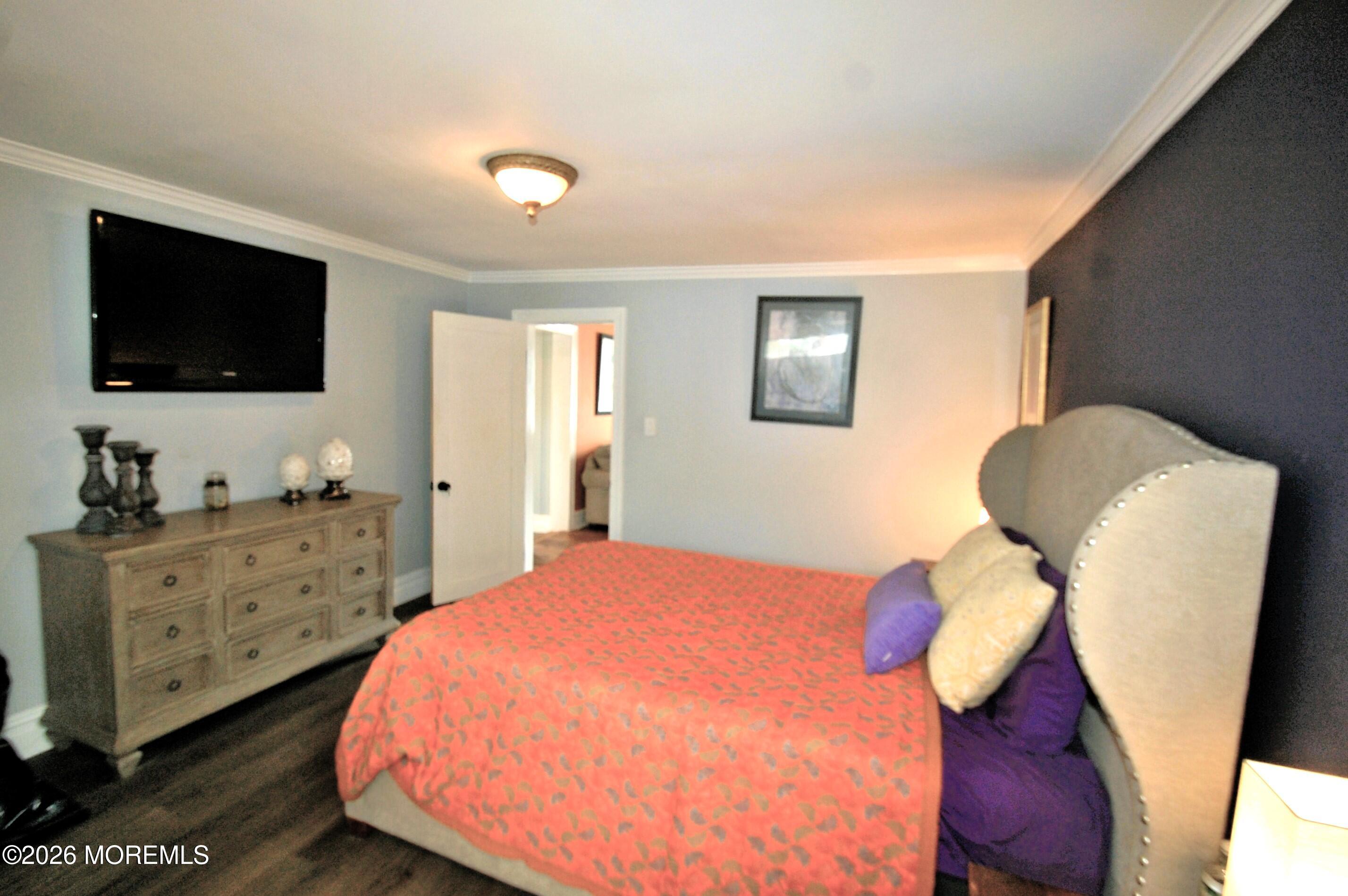 832 6th Street Union Beach NJ 07735