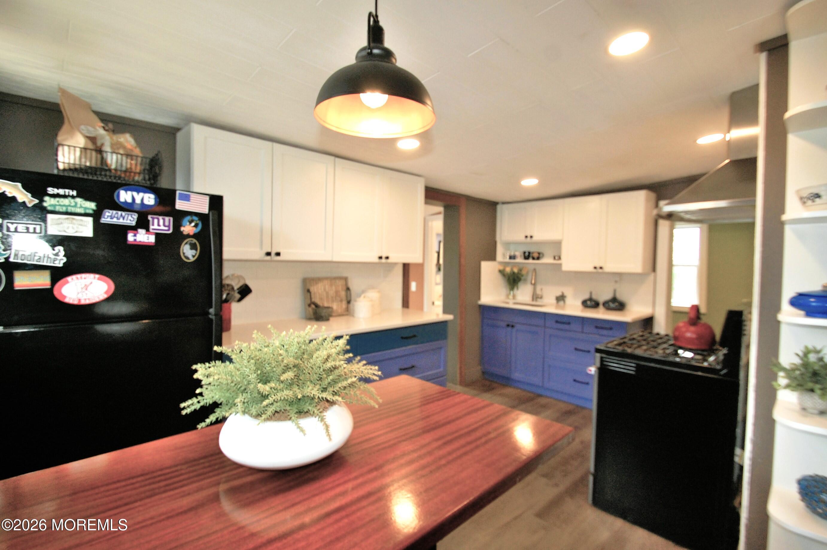 832 6th Street Union Beach NJ 07735