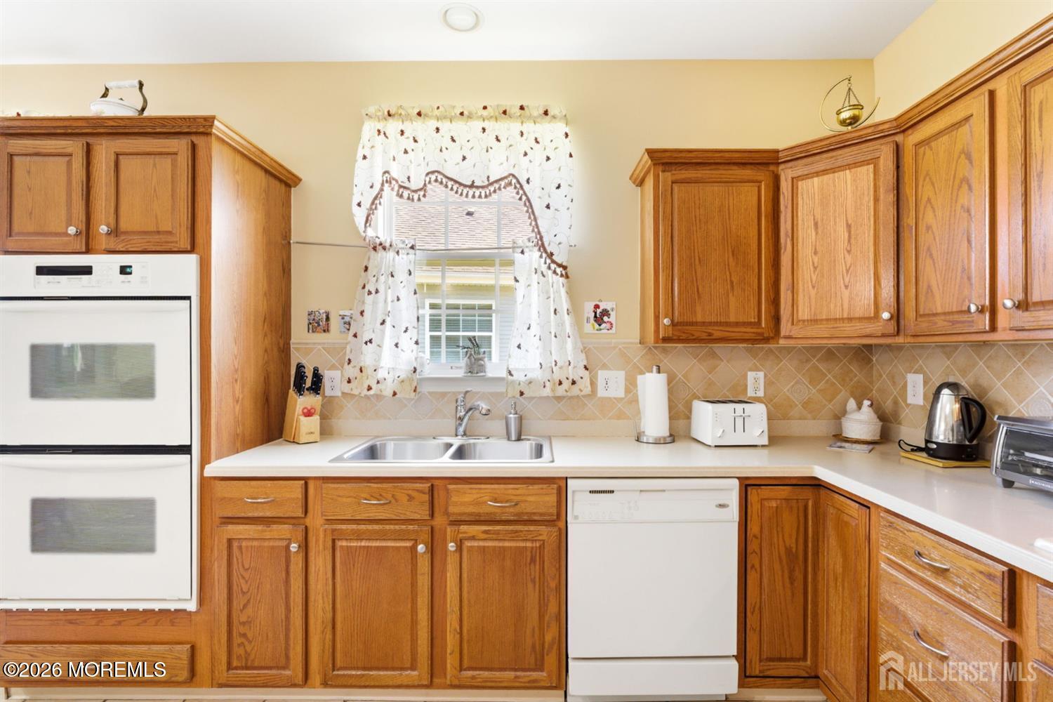 16 Barbaras Way Jackson NJ 08527