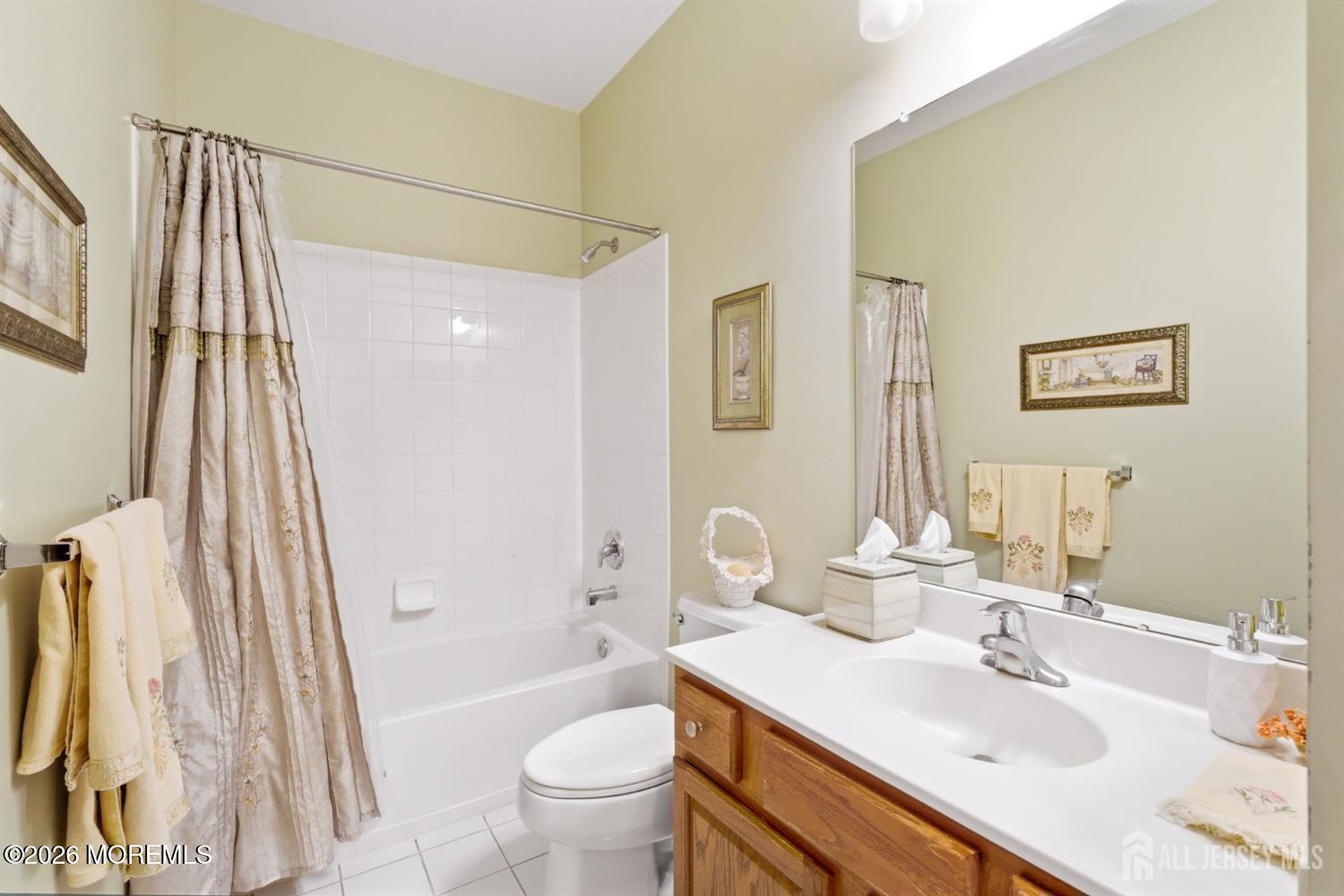 16 Barbaras Way Jackson NJ 08527