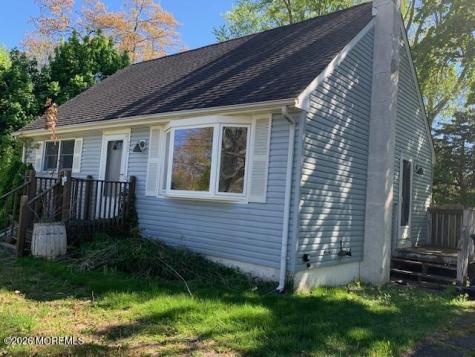 25 Winding River Drive Toms River NJ 08755
