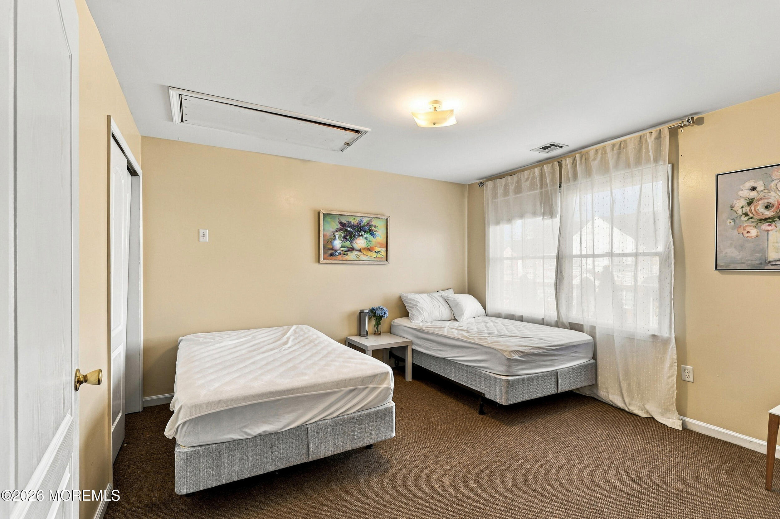 10 Kew Gardens Drive Lakewood NJ 08701