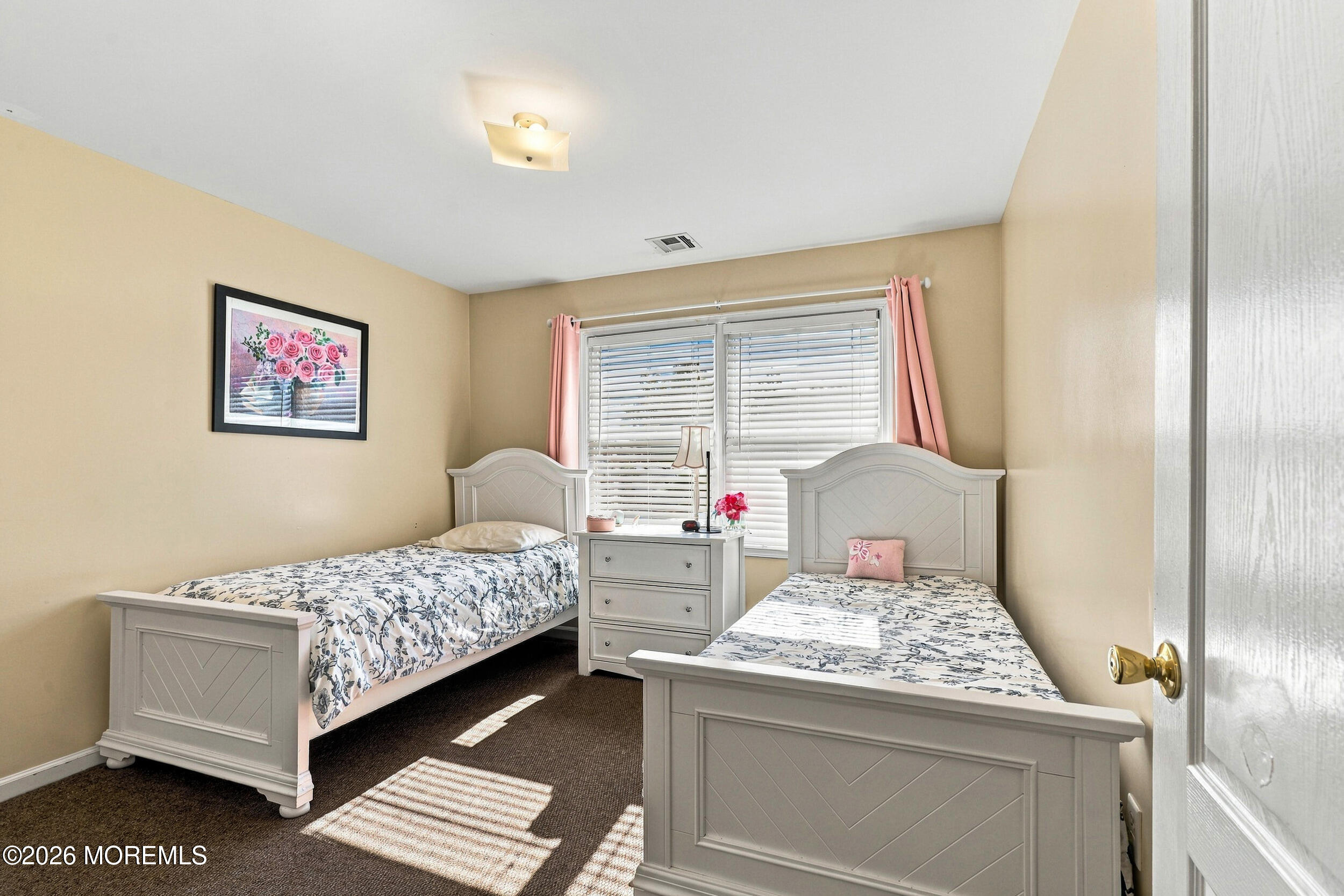 10 Kew Gardens Drive Lakewood NJ 08701