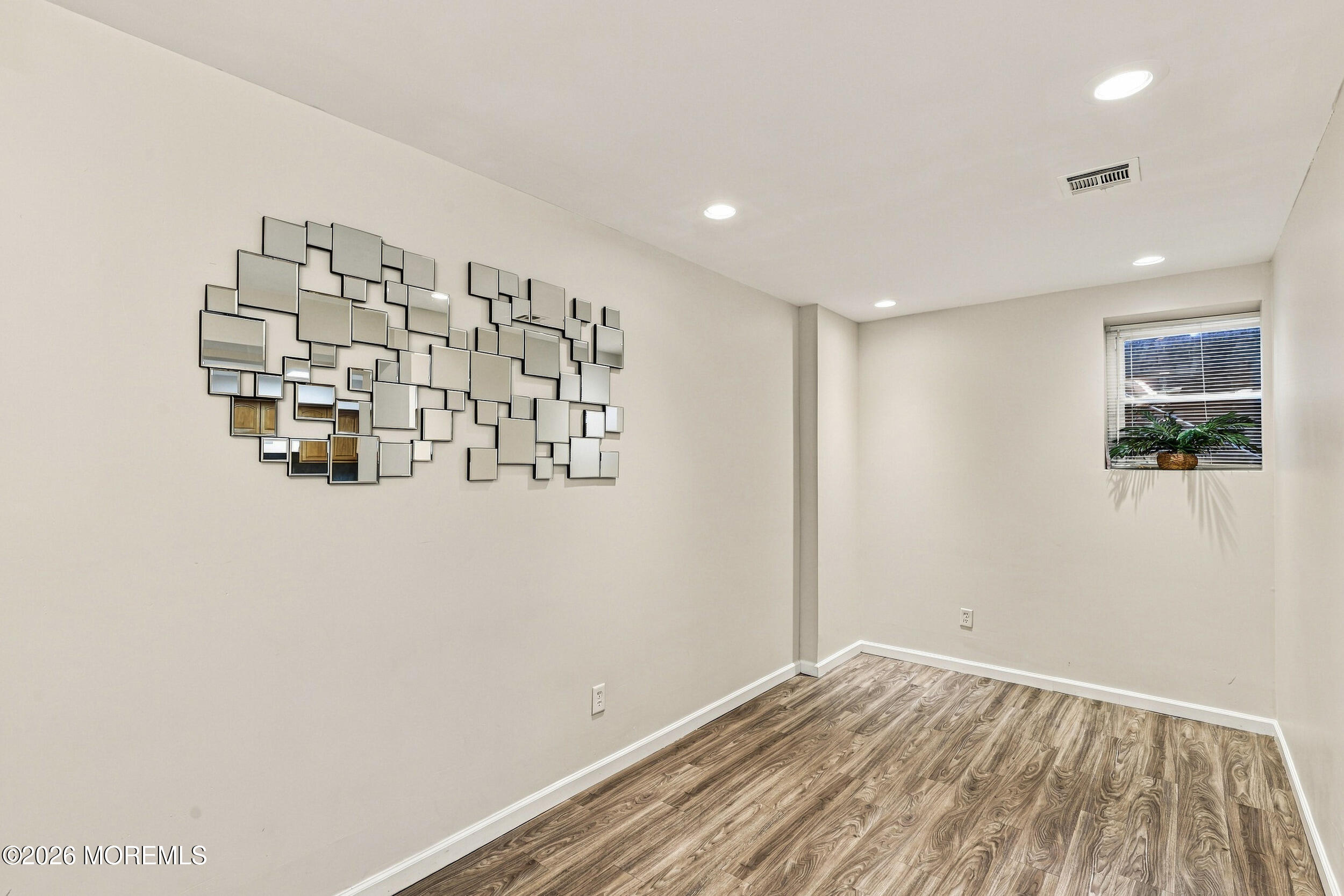 10 Kew Gardens Drive Lakewood NJ 08701