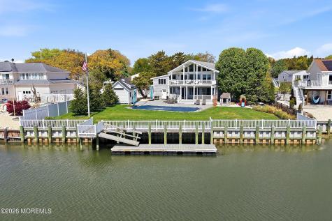172 Country Club Boulevard Little Egg Harbor NJ 08087