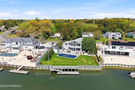 172 Country Club Boulevard Little Egg Harbor NJ 08087