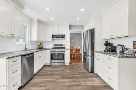 11 Benet Drive Morganville NJ 07751