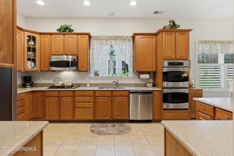 61 Avalon Way Waretown NJ 08758