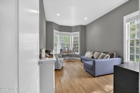 32 Liedtke Drive Cranbury NJ 08512