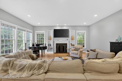 32 Liedtke Drive Cranbury NJ 08512