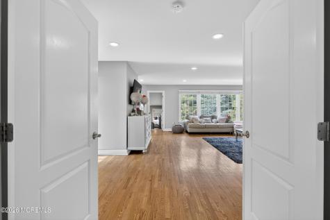 32 Liedtke Drive Cranbury NJ 08512