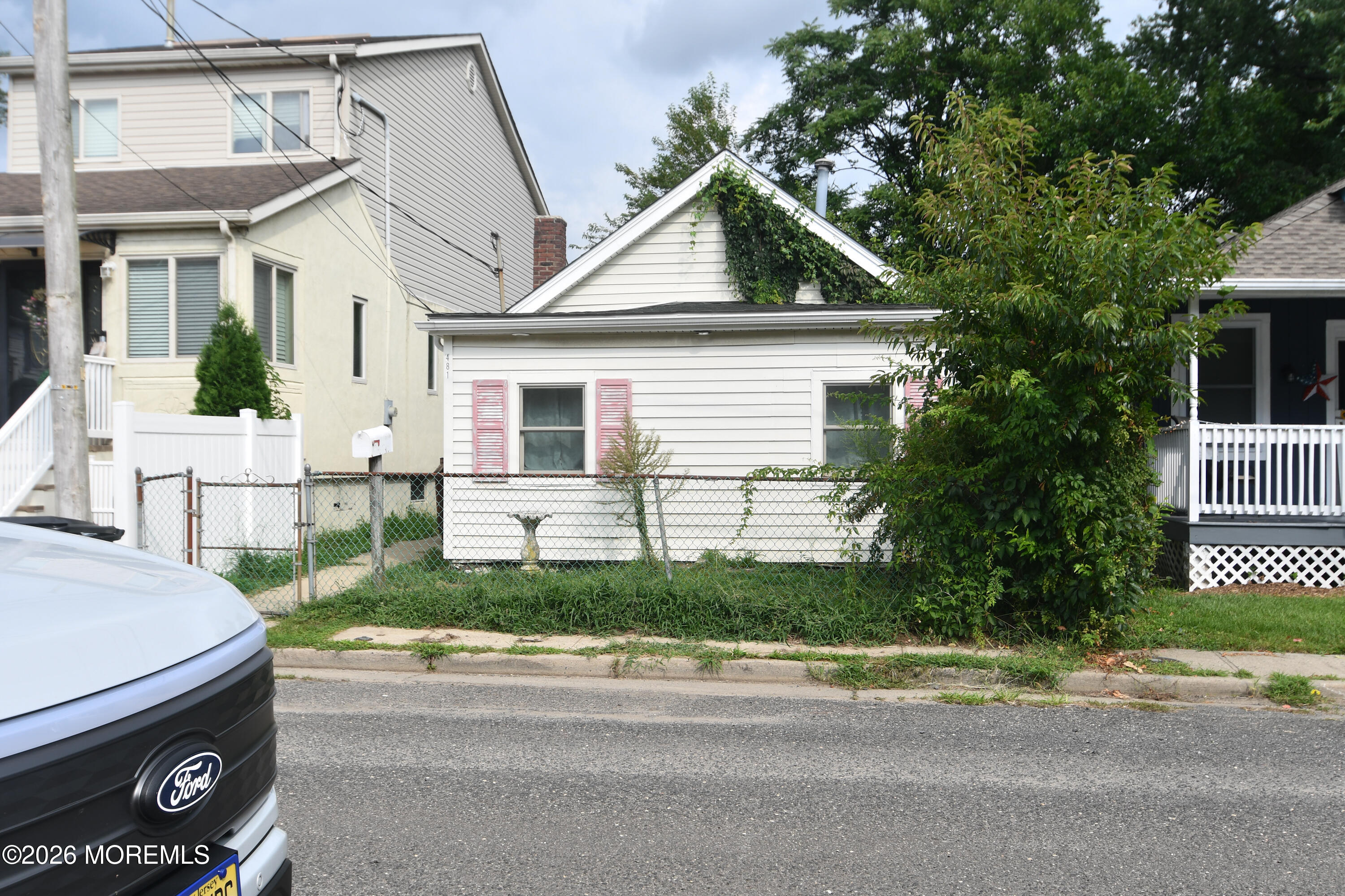 481 Center Avenue North Middletown NJ 07748