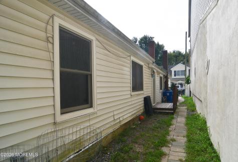 481 Center Avenue North Middletown NJ 07748