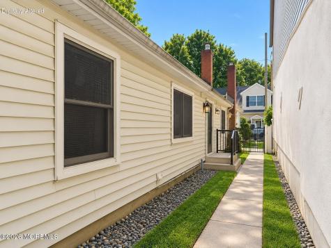 481 Center Avenue North Middletown NJ 07748