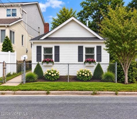 481 Center Avenue North Middletown NJ 07748