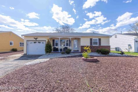 43 Carlisle Road Toms River NJ 08757