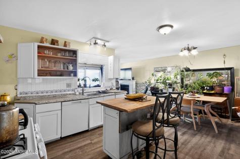 3 Demaret Court Little Egg Harbor NJ 08087