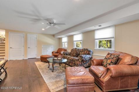 25 Pelican Road Middletown NJ 07748