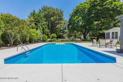25 Pelican Road Middletown NJ 07748