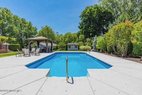 25 Pelican Road Middletown NJ 07748