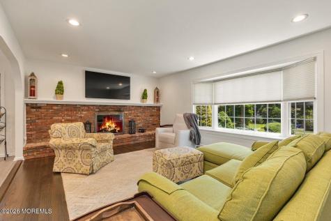 25 Pelican Road Middletown NJ 07748