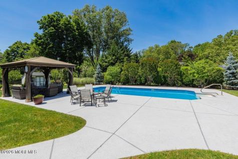25 Pelican Road Middletown NJ 07748
