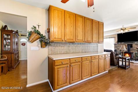 4 Rosewood Court Lakewood NJ 08701