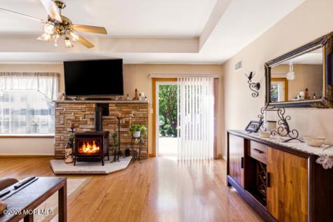 4 Rosewood Court Lakewood NJ 08701
