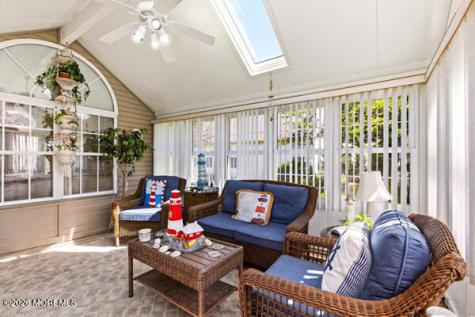 4 Rosewood Court Lakewood NJ 08701