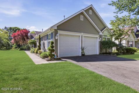 4 Rosewood Court Lakewood NJ 08701