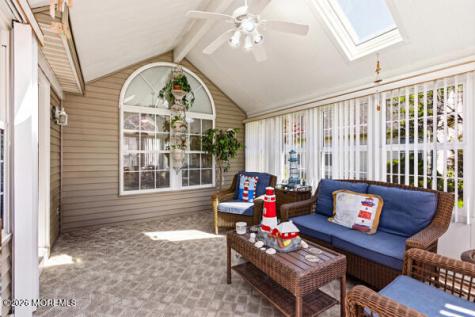 4 Rosewood Court Lakewood NJ 08701