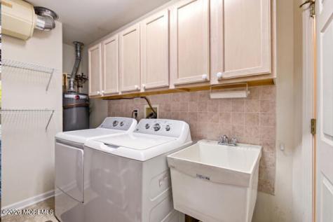 4 Rosewood Court Lakewood NJ 08701