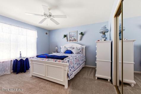 4 Rosewood Court Lakewood NJ 08701