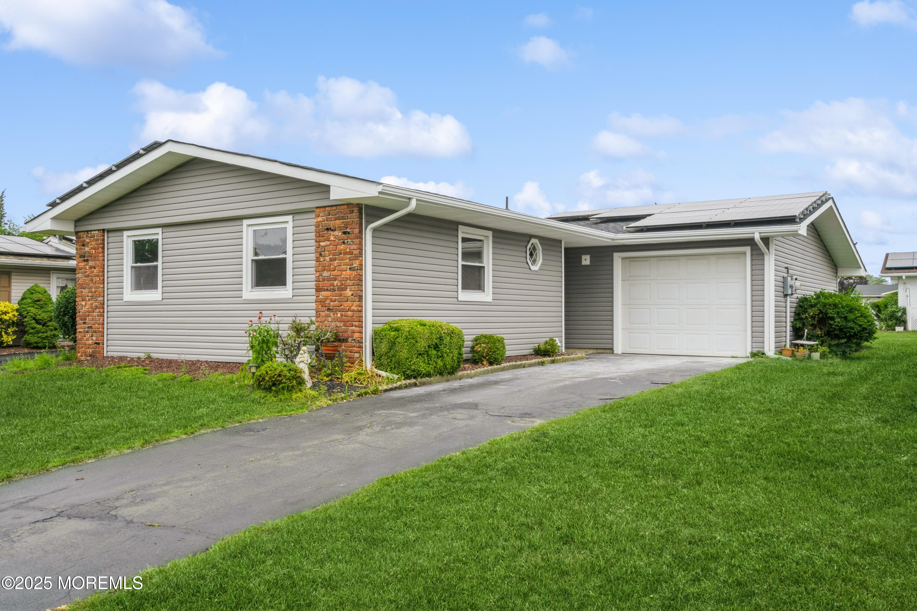 8 Phillips Road Brick NJ 08724