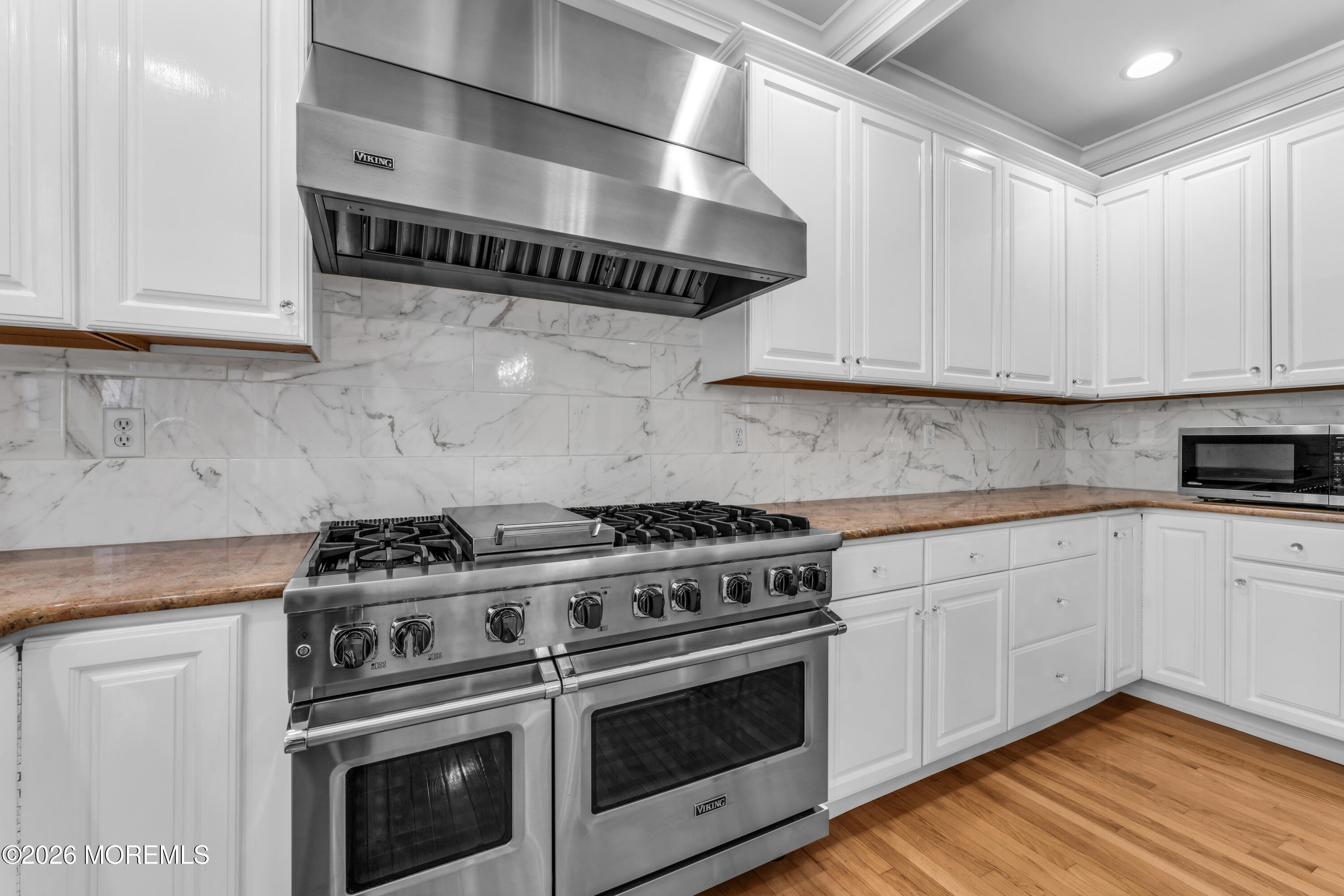 10 Bermet Court Tinton Falls NJ 07724
