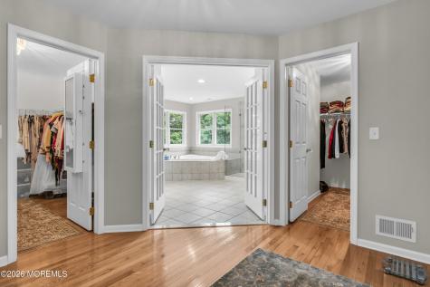 10 Bermet Court Tinton Falls NJ 07724