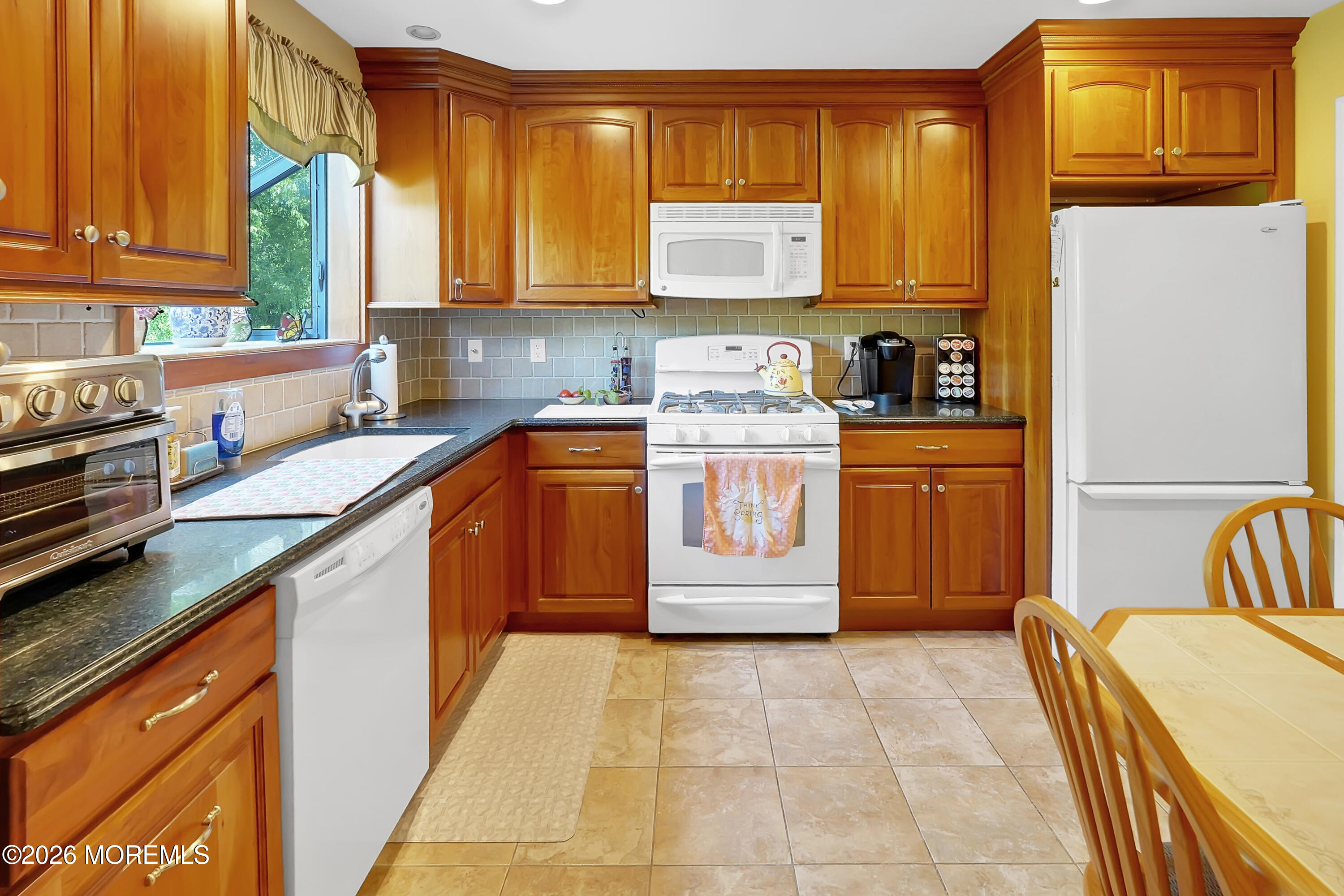 27 Sefton Circle Piscataway Twp NJ 08854
