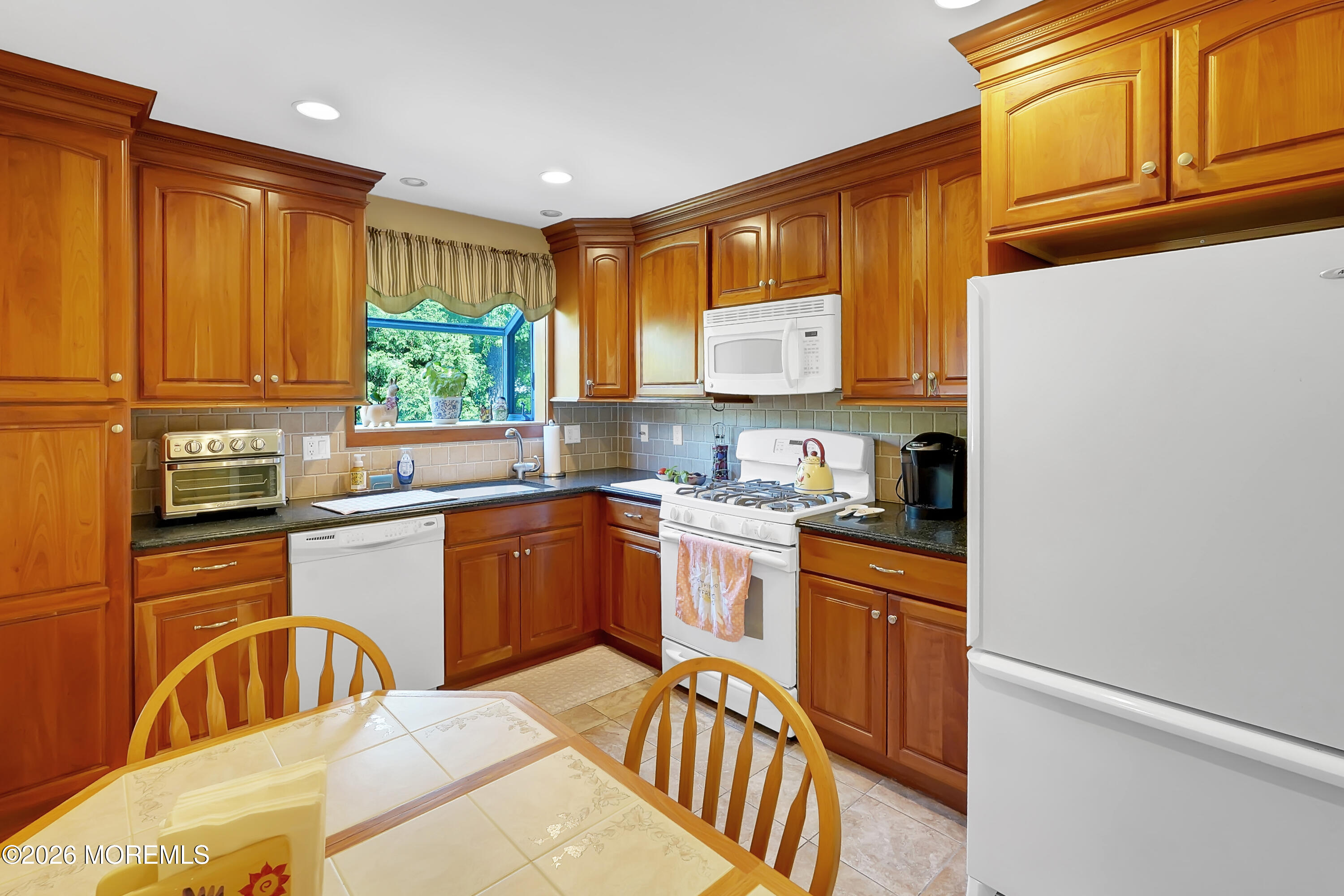27 Sefton Circle Piscataway Twp NJ 08854