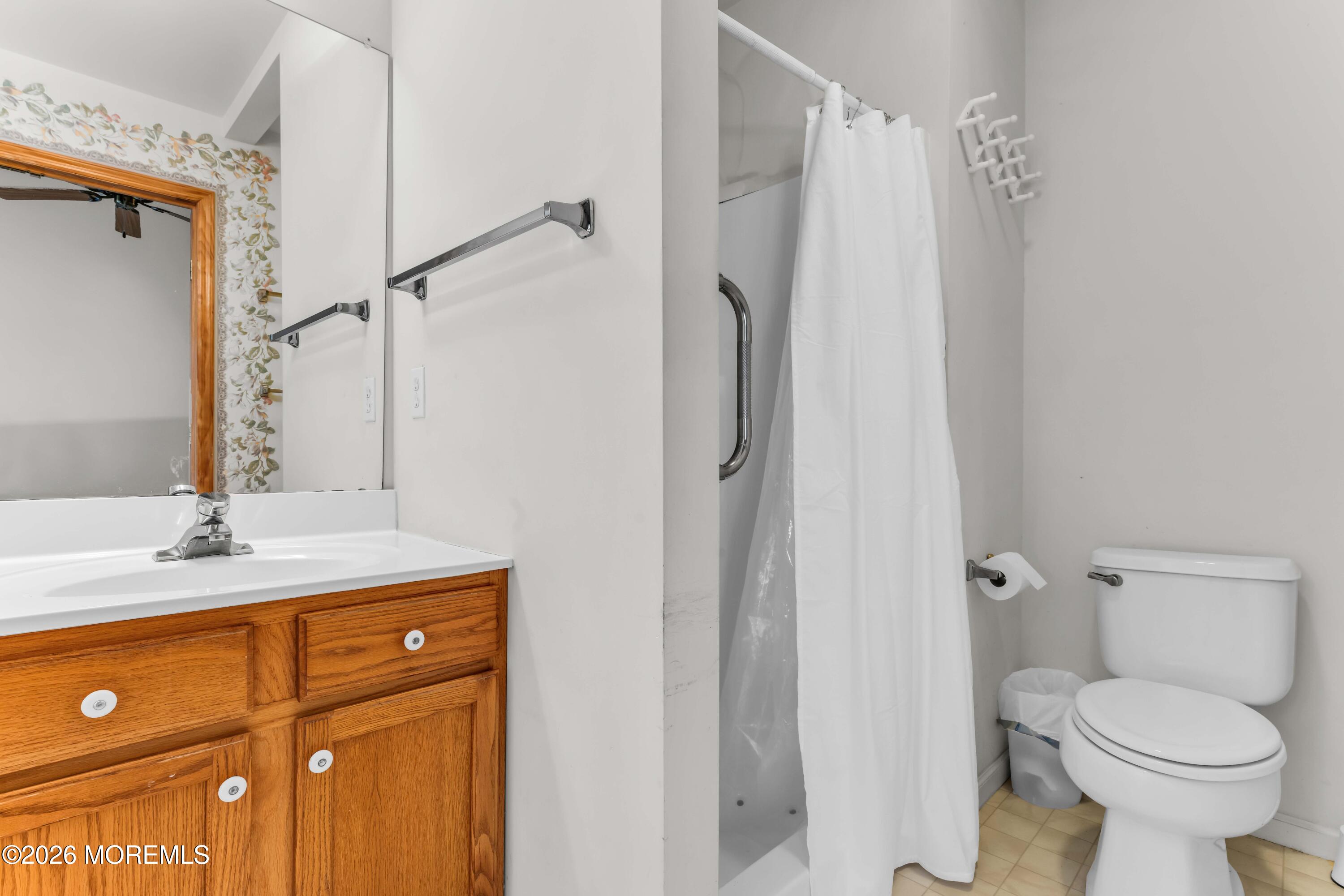 18 Marlin Drive Bayville NJ 08721
