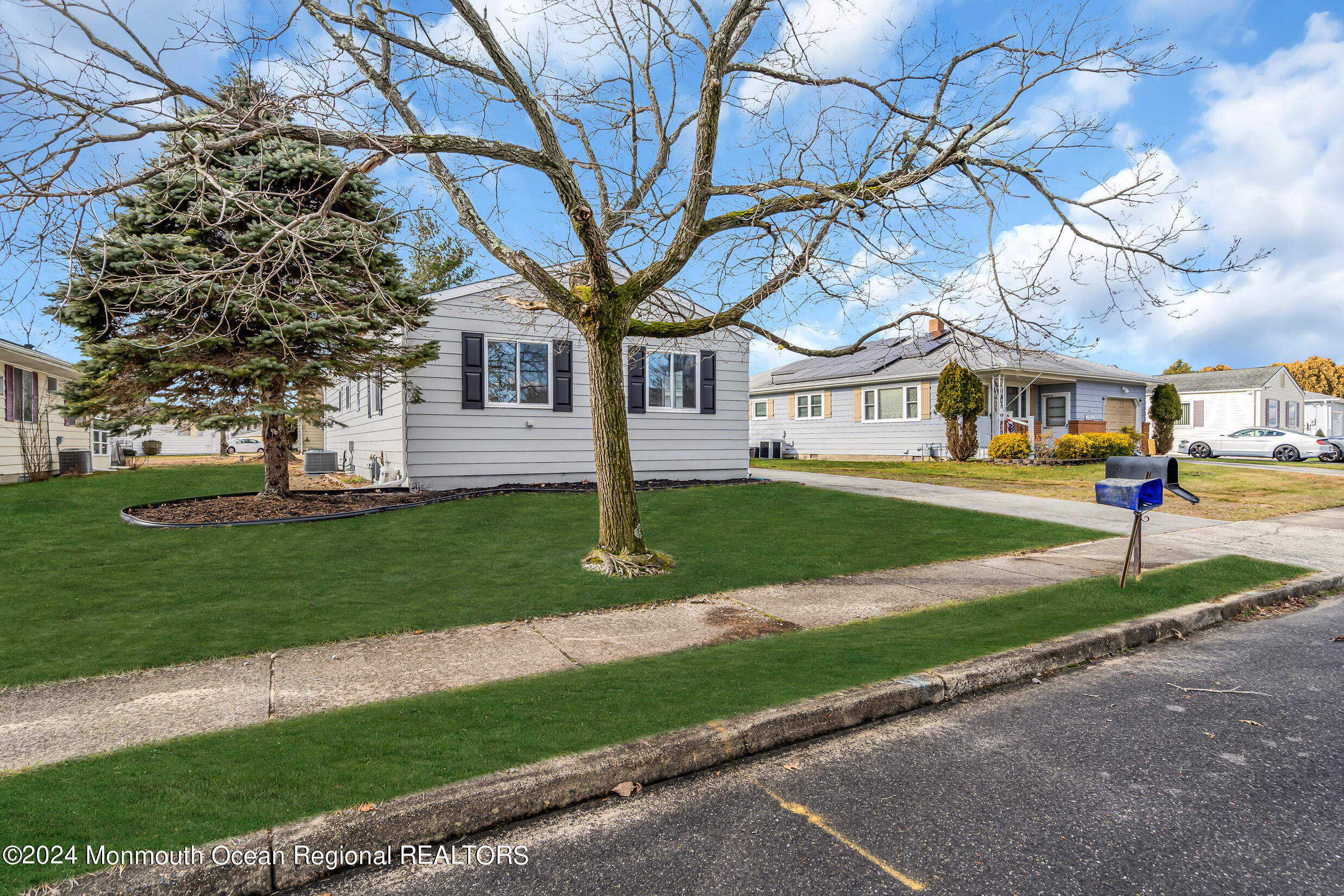 8 Venezia Street Toms River NJ 08757