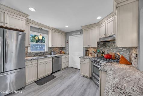 37 Sunset Place North Middletown NJ 07748